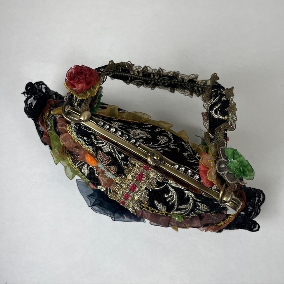 Malina Vintage Style Black Lace Handbag with Floral Accents - Picture 16 of 16